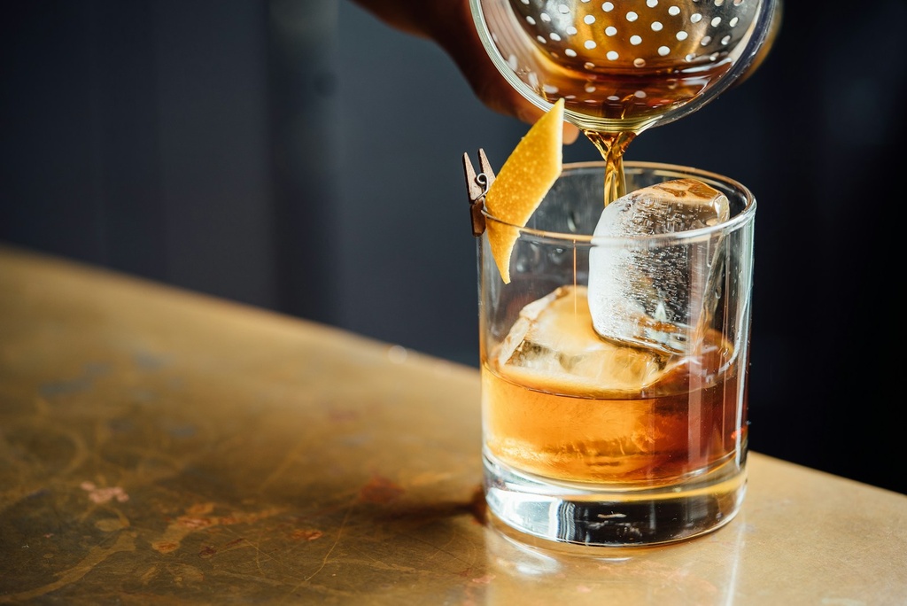 [TRUTH-DEMO-WHISKEY] Citrus Whiskey Cocktail